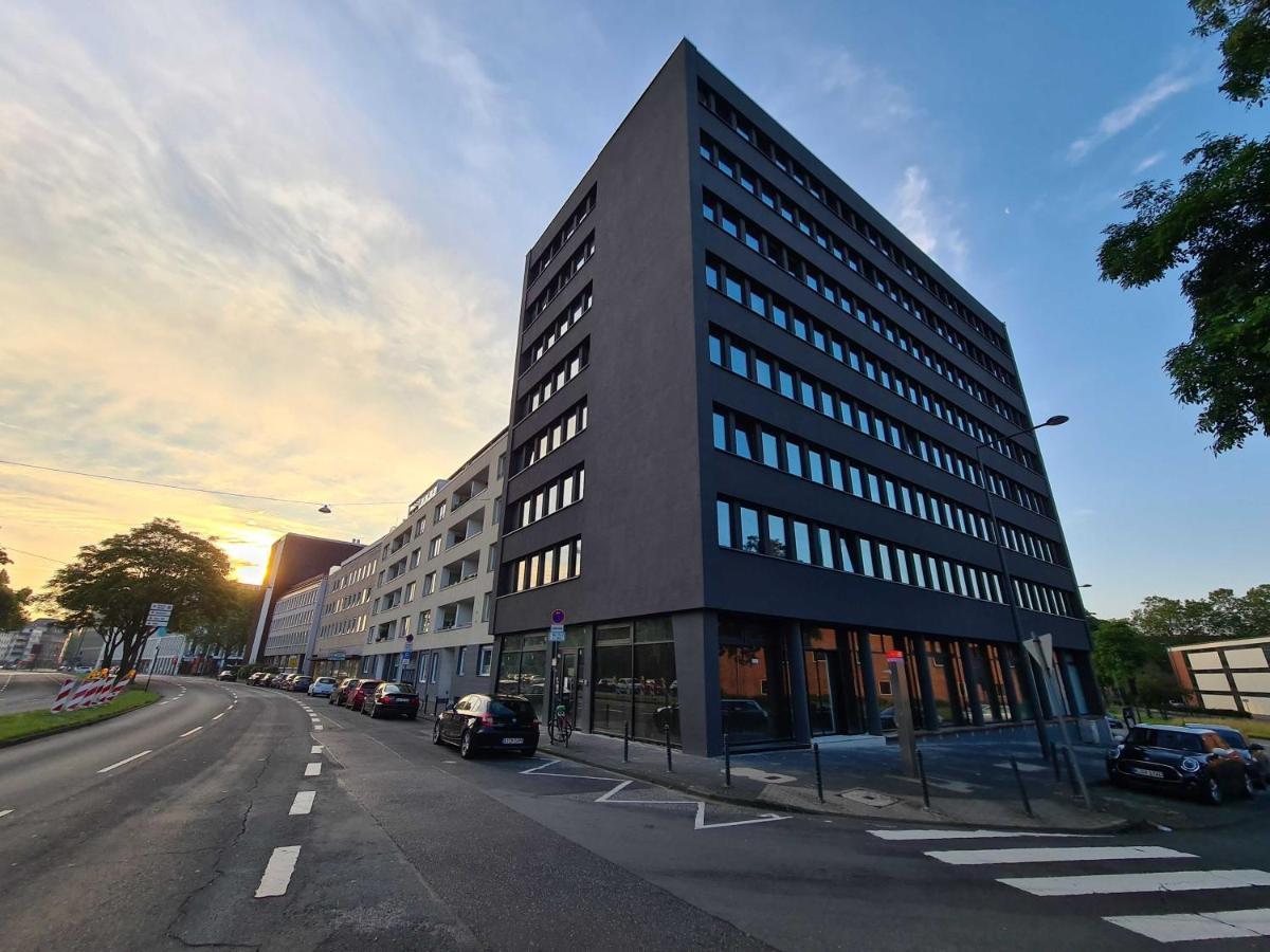 Koncept Hotel International Koln Bagian luar foto