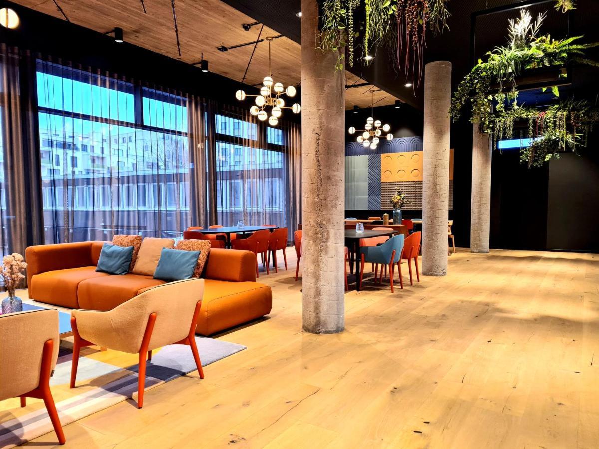 Koncept Hotel International Koln Bagian luar foto
