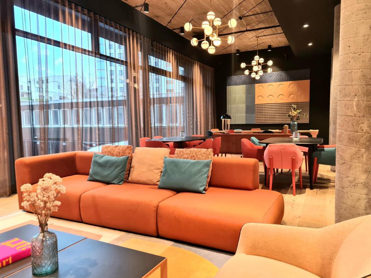 Koncept Hotel International Koln Bagian luar foto
