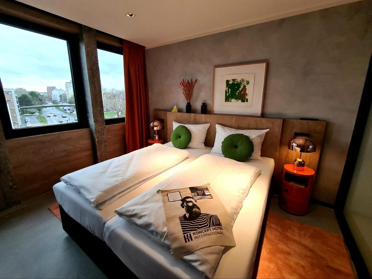 Koncept Hotel International Koln Bagian luar foto