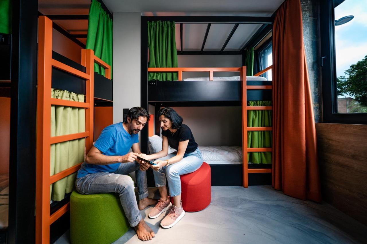 Koncept Hotel International Koln Bagian luar foto
