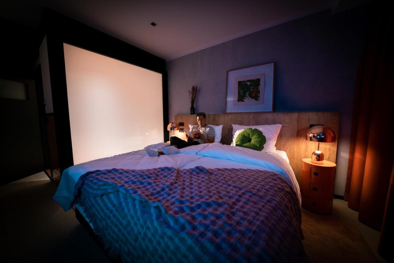 Koncept Hotel International Koln Bagian luar foto