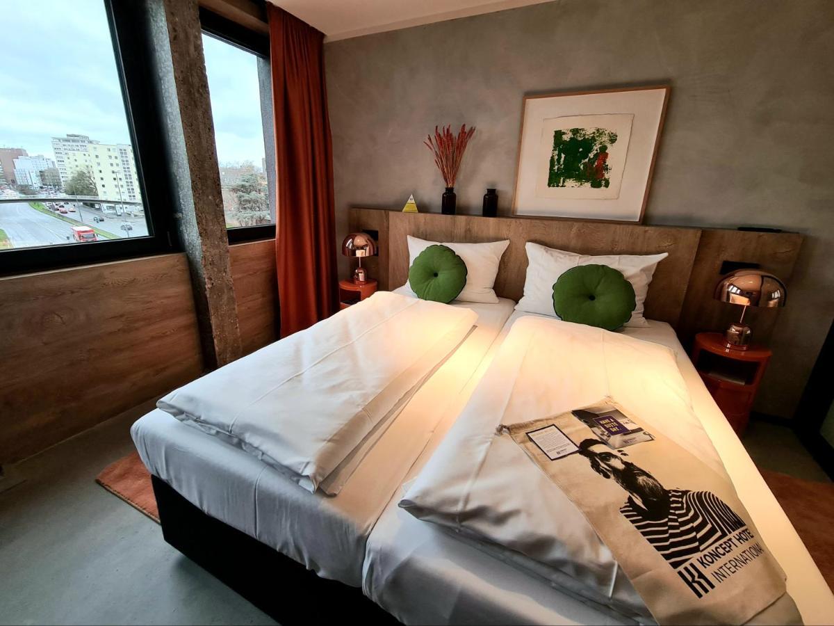 Koncept Hotel International Koln Bagian luar foto